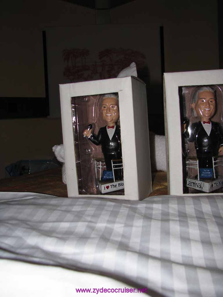 152: Carnival Fantasy, John Heald Bloggers Cruise 2, Cozumel, These are great! John Bobble Hea(l)d's !!! 