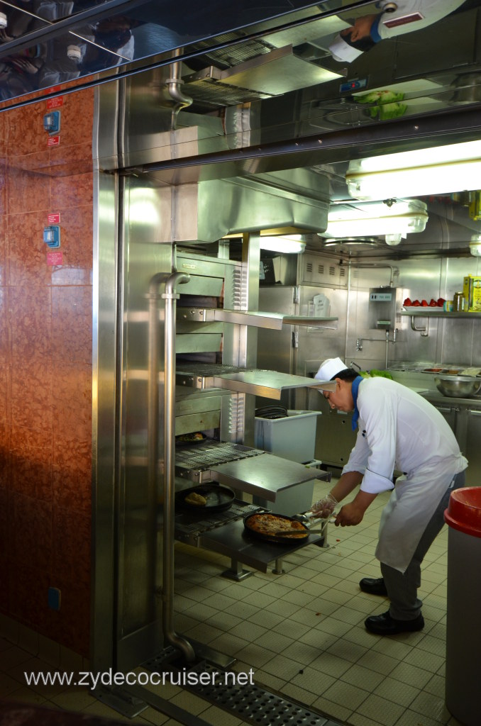 063: Carnival Conquest, Nov 15, 2011, Sea Day 2, Pizzeria