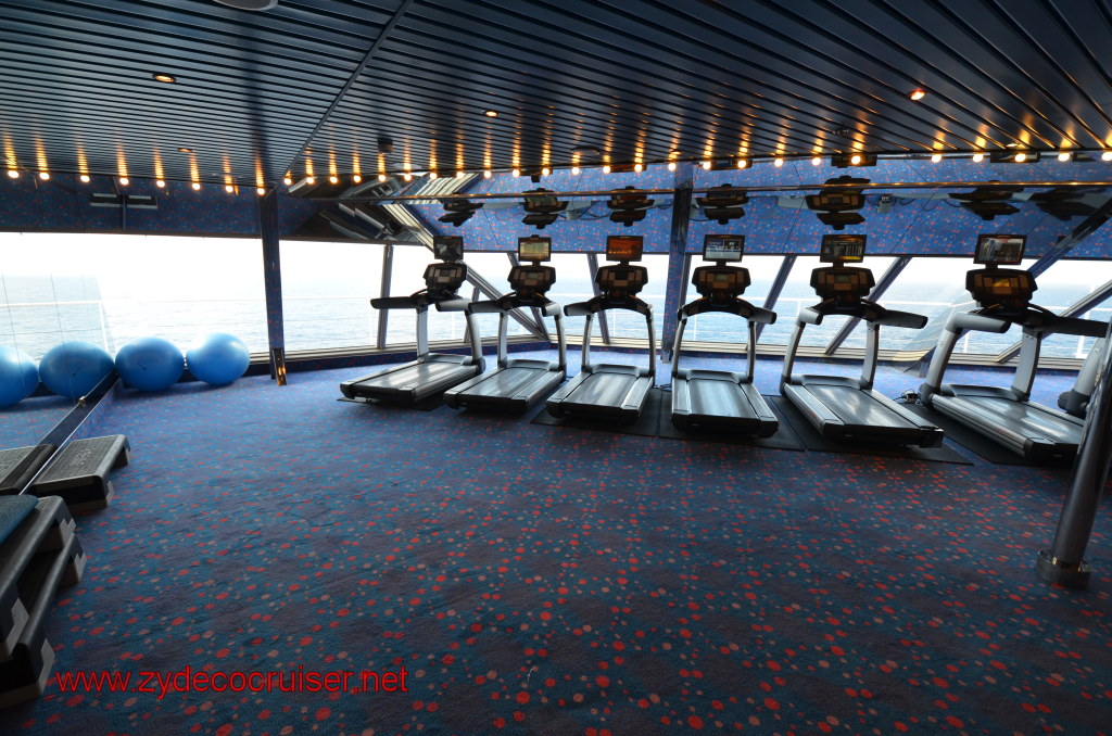 129: Carnival Conquest, Nov 19, 2011, Sea Day 3, Gymnasium