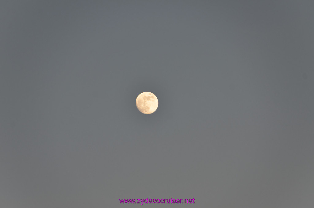 140: Carnival Conquest, Fun Day at Sea 1, Moon, 