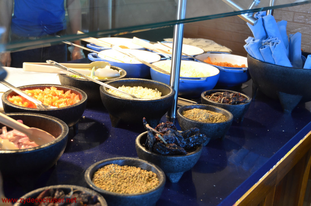 006: Carnival Conquest, Fun Day at Sea 1, Blue Iguana Cantina, Breakfast, 