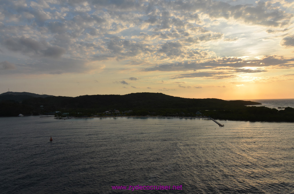 026: Carnival Conquest Cruise, Roatan, 