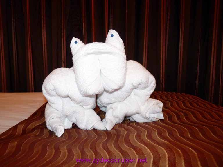 5068: Carnival Dream, Mediterranean Cruise, Frog Towel Animal