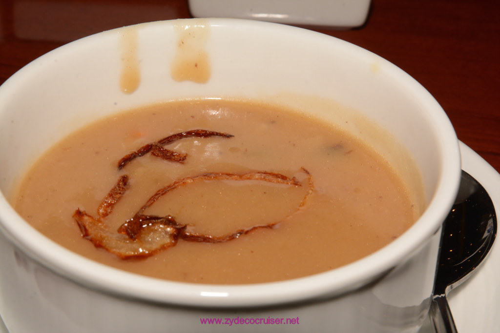 051: Carnival Glory, Day 7 MDR Dinner - Steak Ale and Cheddar Soup