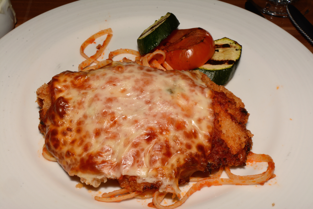 010: Carnival Horizon Transatlantic Cruise, Sea Day 7, MDR Lunch, Chicken Parmigiana