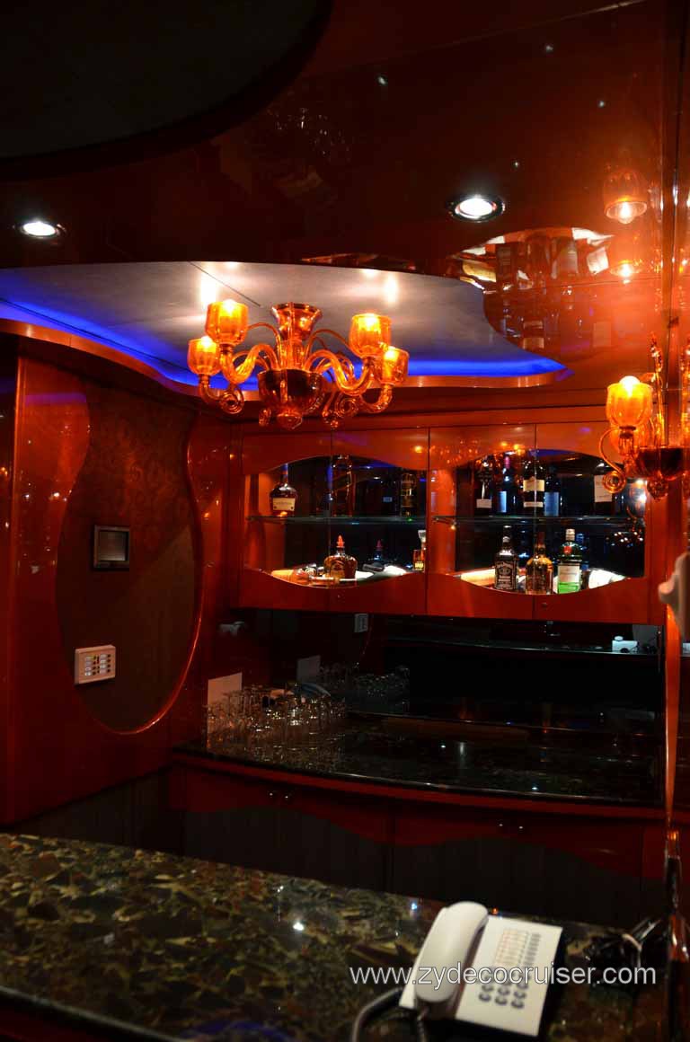 056: Carnival Magic Inaugural Voyage, Monte Carlo, Sea Day 3, Escape Bar