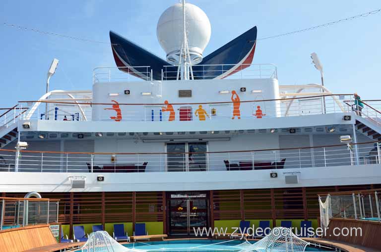 022: Carnival Magic, Grand Mediterranean, Barcelona, Lido Aft, Tides Pool