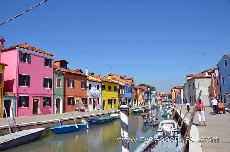 087: Carnival Magic, Venice, Italy - Murano, Burano, and Torcello Excursion