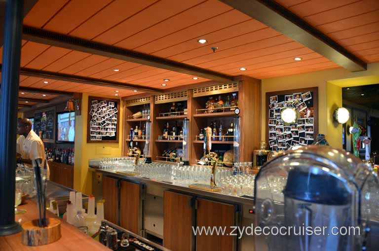 066: Carnival Magic, Mediterranean Cruise, Sea Day 3, RedFrog Pub, 