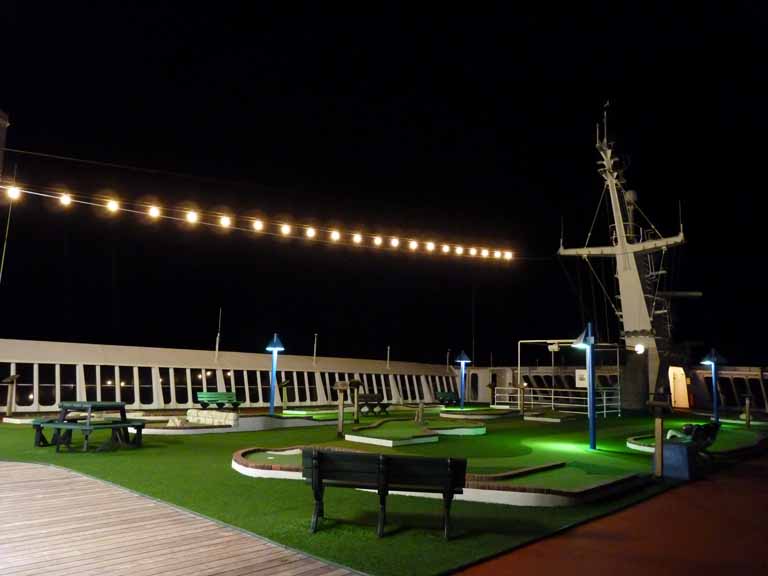 195: Carnival Sensation, Port Canaveral - Minigolf at Night