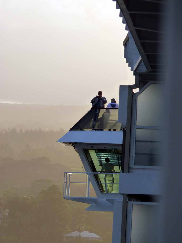 302: Carnival Spirit, Hilo, Hawaii - Bridge