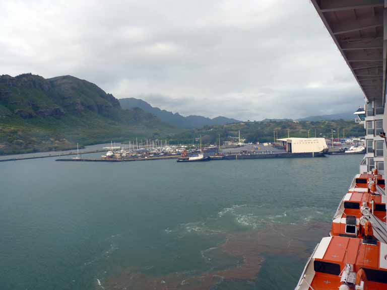 005: Carnival Spirit, Nawiliwili, Kauai, Hawaii, 