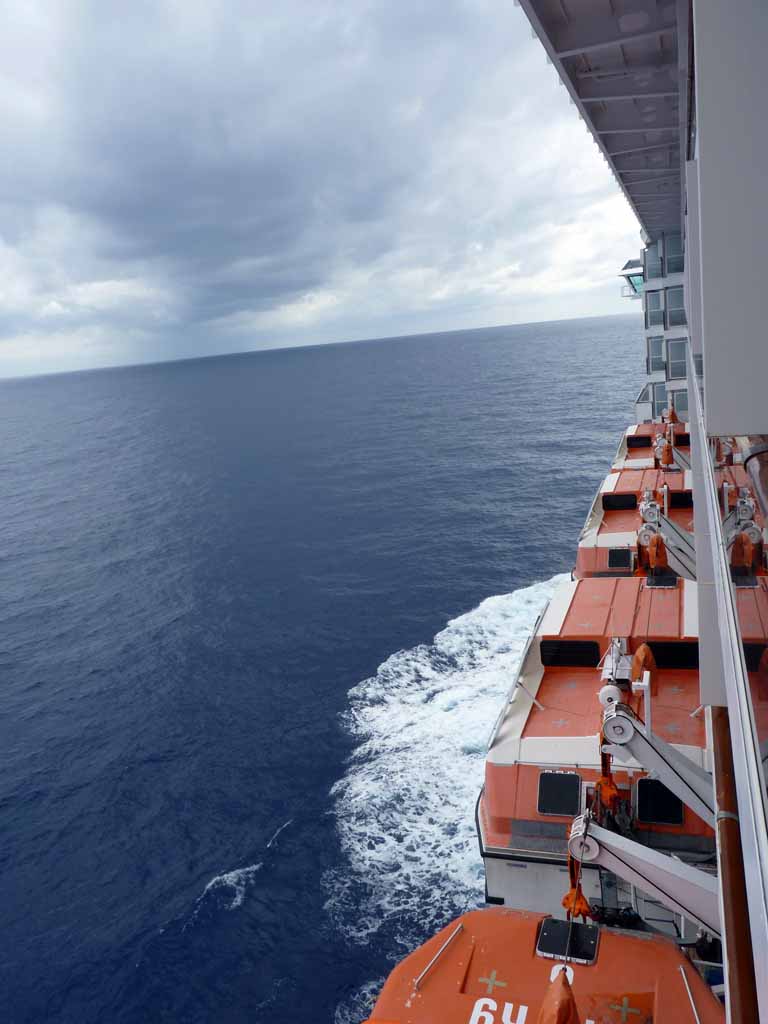 062: Carnival Spirit, Sea Day 4 - 