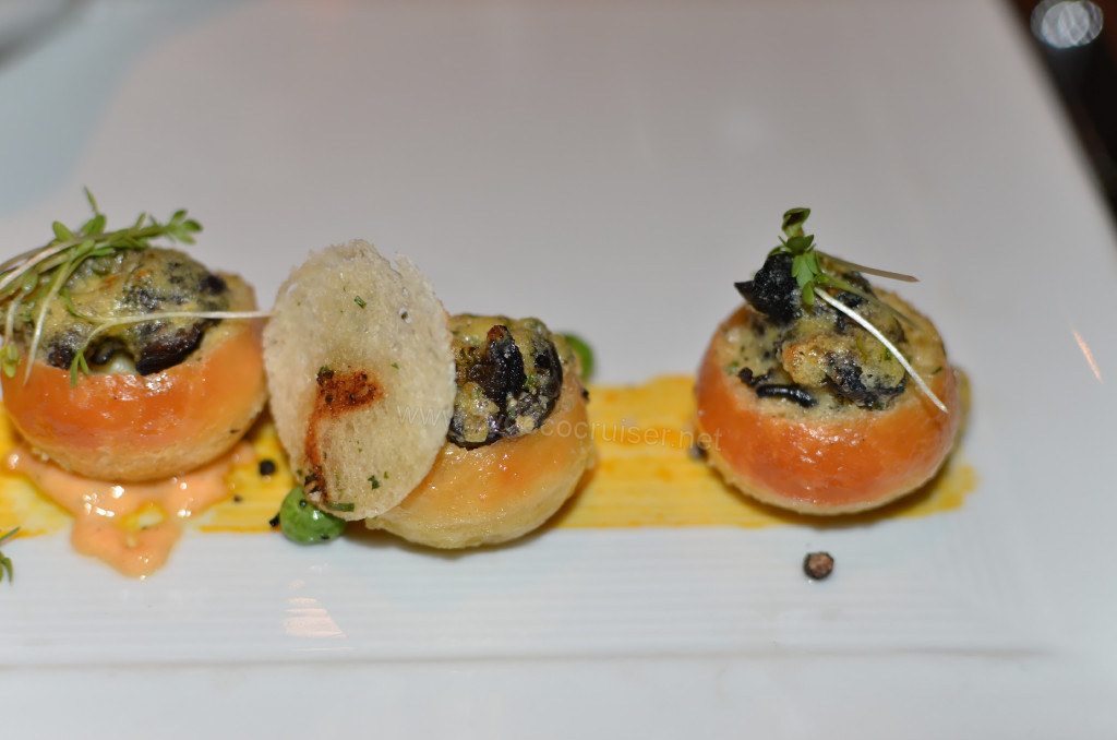 015: Carnival Sunshine Fahrenheit 555 Steakhouse, Escargot Bourguignonne, 