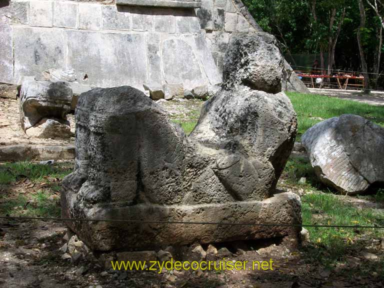 052: Carnival Triumph, Elizabeth Pictures, Chichen Itza