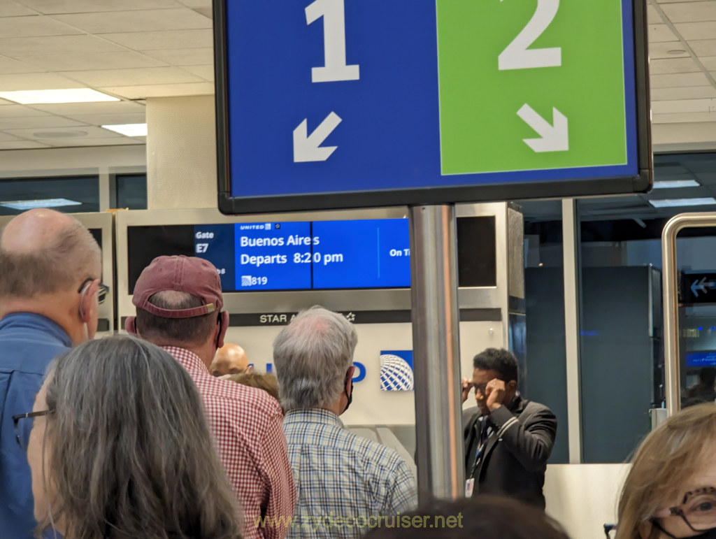 003: In Houston, waiting to board flight to Buenos Aires