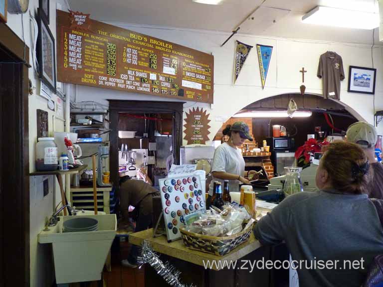 093: Christmas, 2009, New Orleans, Bud's Broiler, City Park Location, 