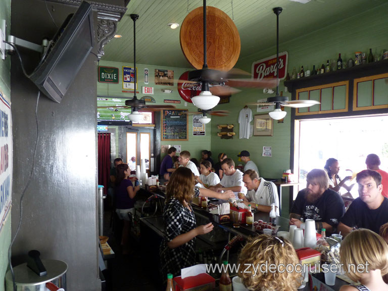 024: The tavern part of Parkway Bakery and Tavern, New Orleans, LA