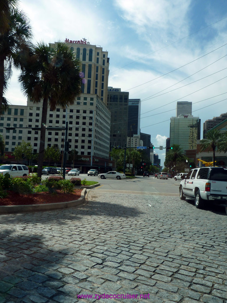 060: Poydras Street, New Orleans, LA