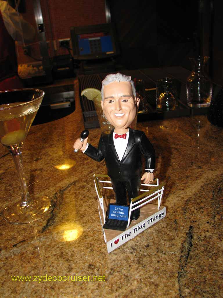 319: Carnival Splendor, Ushuaia, John Bobbleheald