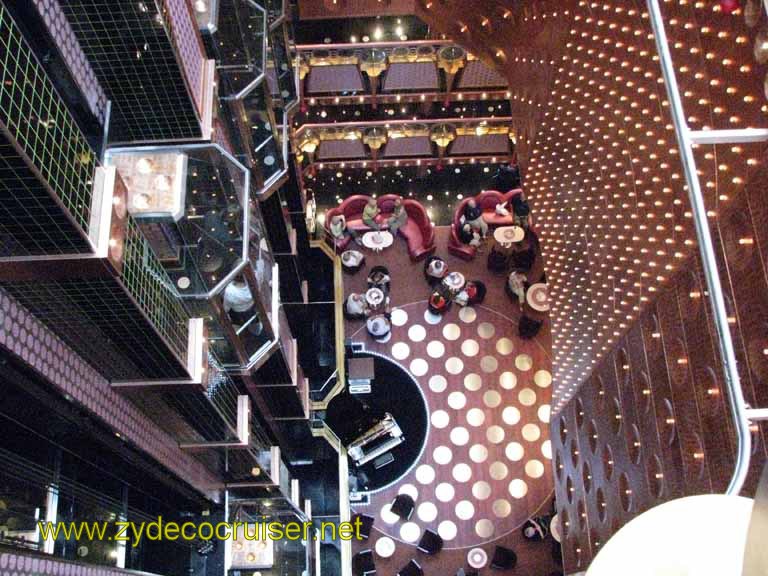 035: Carnival Splendor, 3 Day, Sea Day, Atrium, 