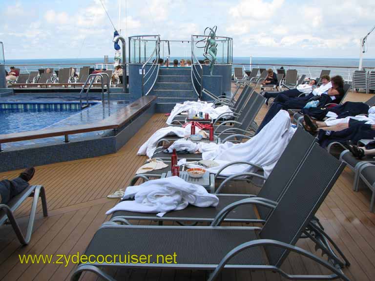 055: Carnival Splendor, 3 Day, Sea Day, Linear Lido Pool, Chogs